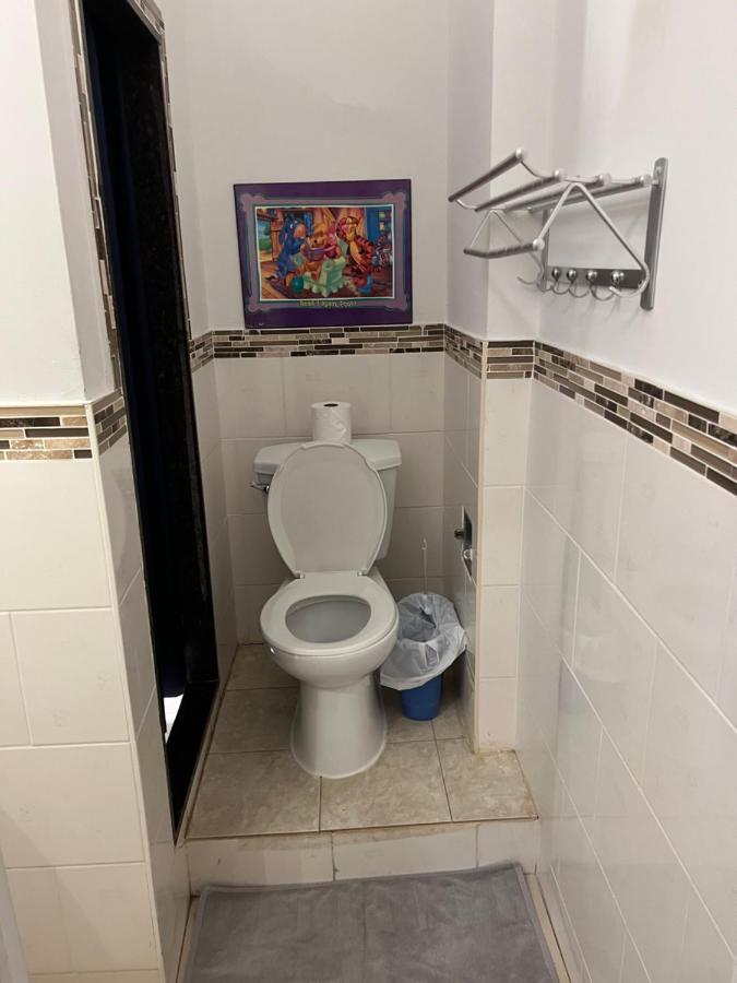 Adas Guesthouse Toronto Kültér fotó